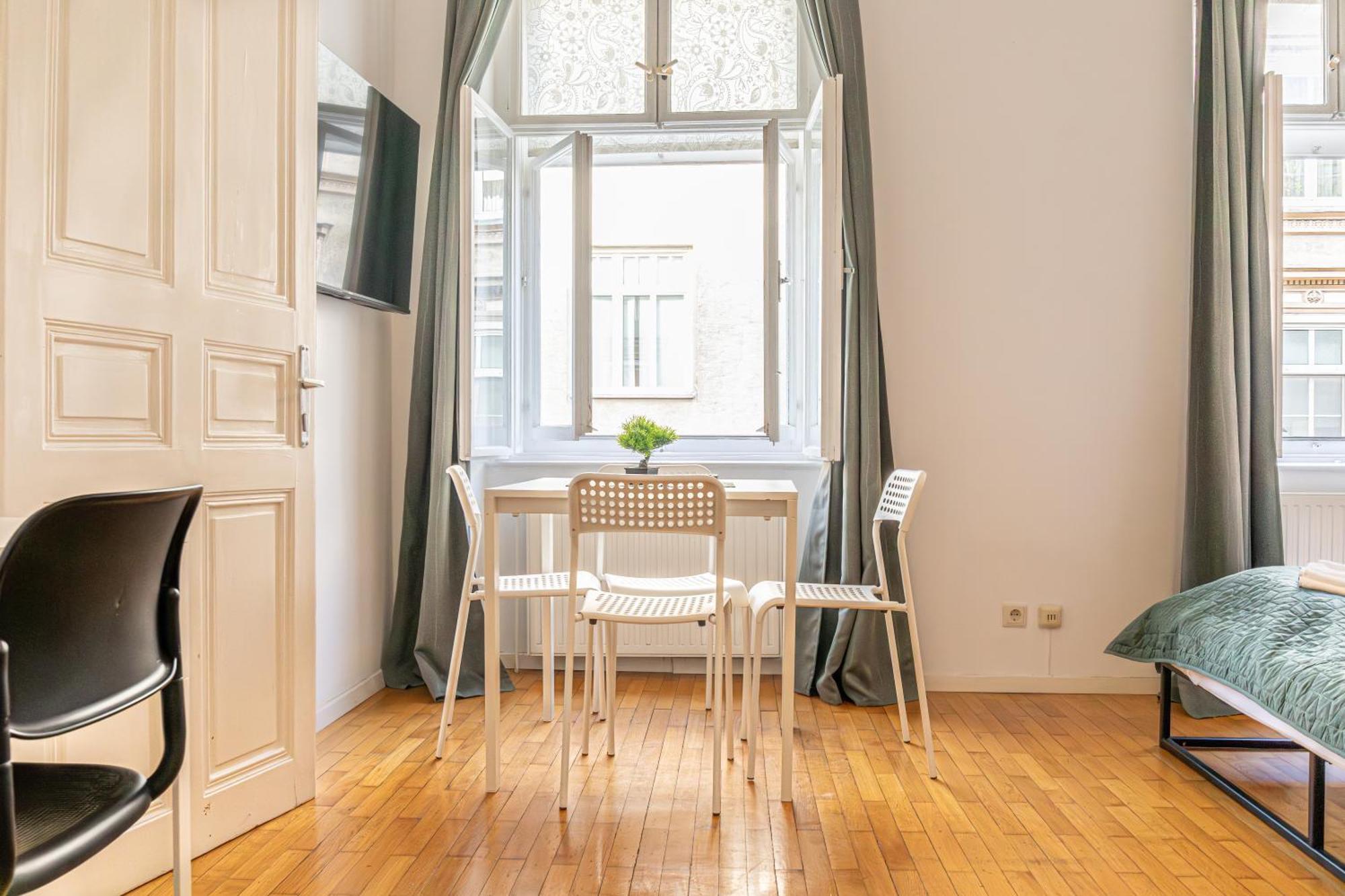 Apartamento Friendly 2Br Apt- Near Rennweg & Belvedere Palace Viena Exterior foto
